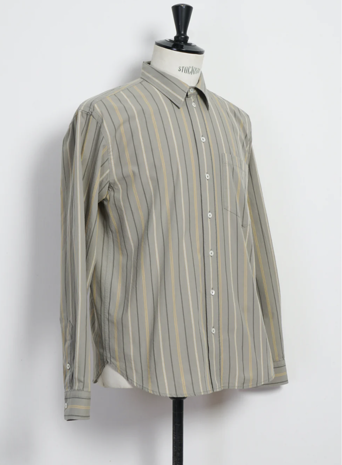 Raymond Relaxed Classic Button Down Shirt